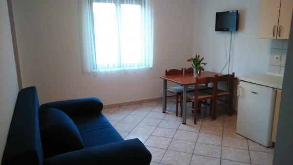 Apartmani Petra Pakostane Bagian luar foto